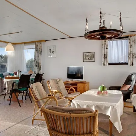 بيت للعطل Cozy Home In Saeby With Wifi